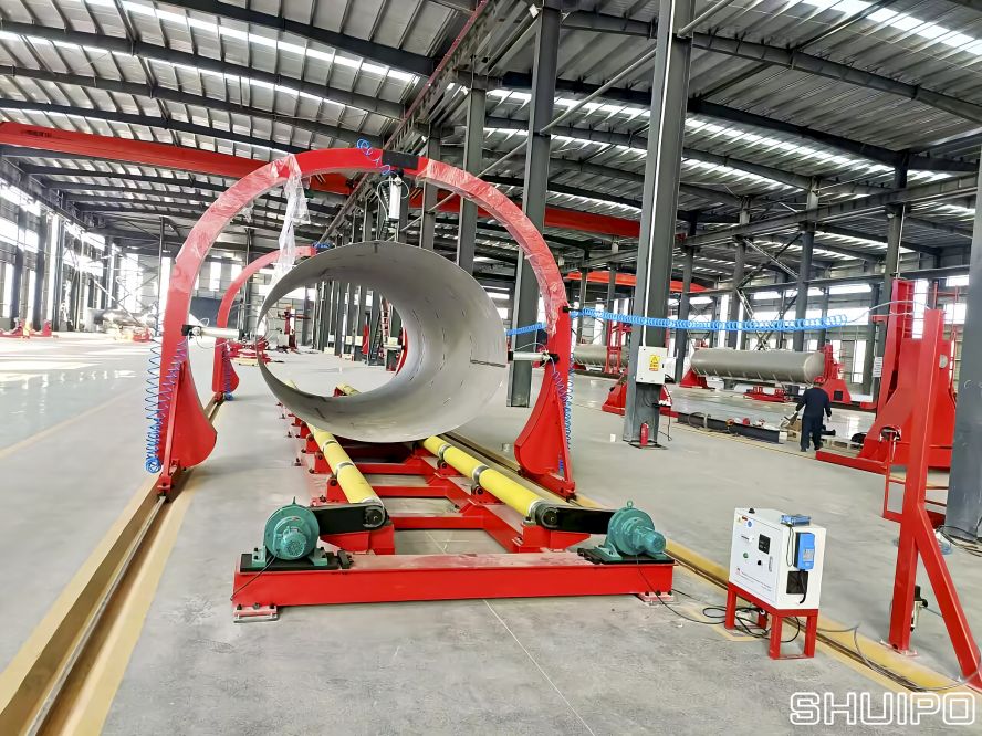 帶氣動夾緊龍門架的長軸滾輪架 帶氣動夾緊龍門架的長軸滾輪架